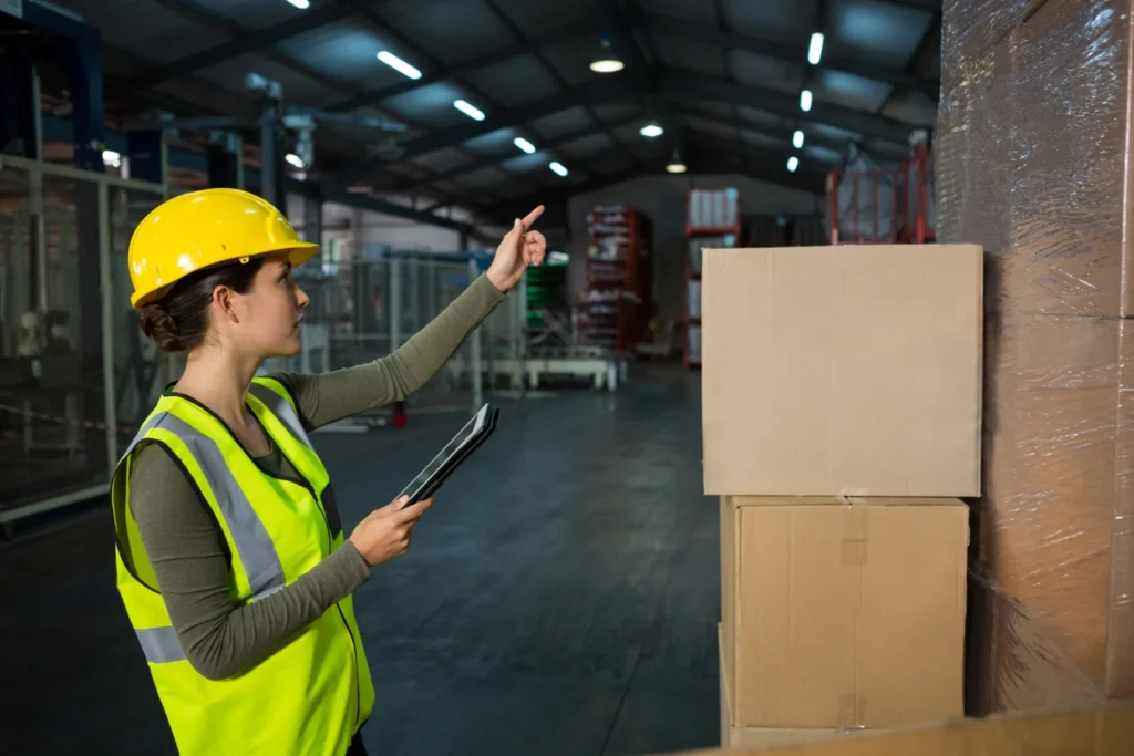 Shipping Logistics horizontal4